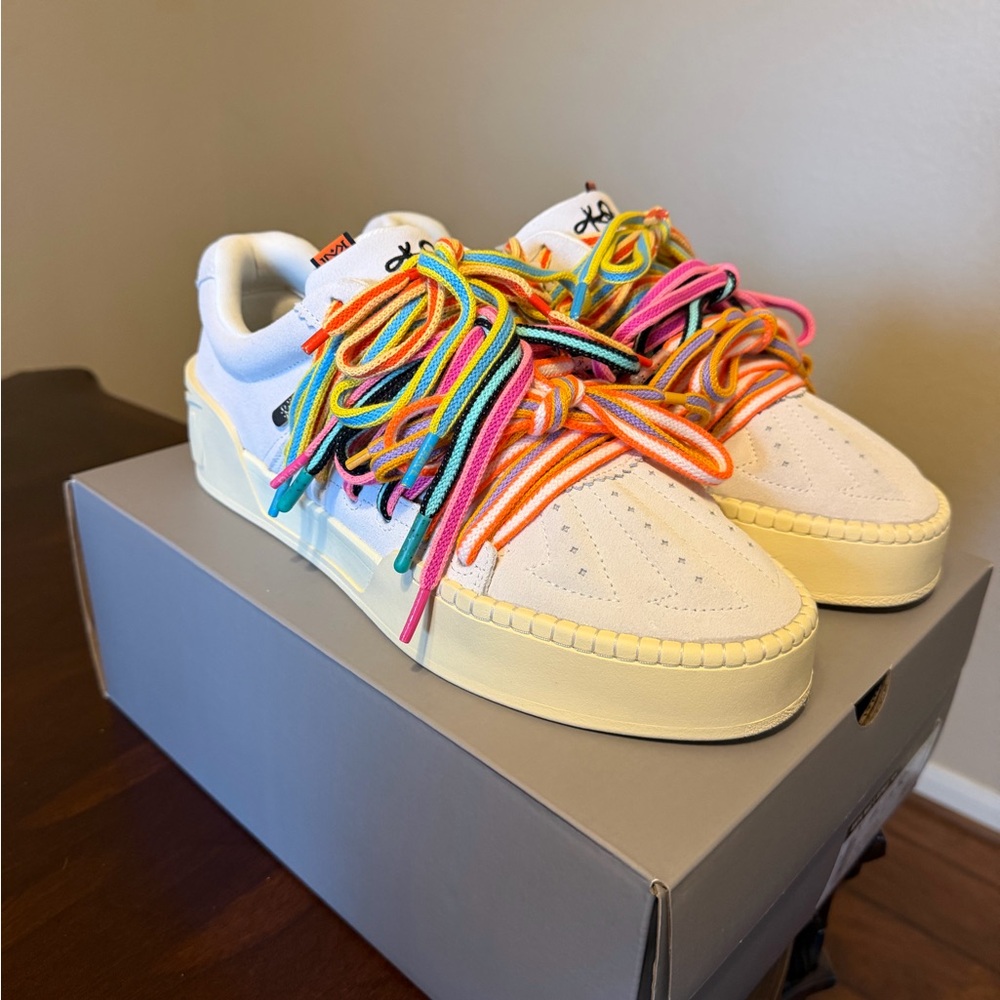 Anta Hela Roots SZ 12 MENS NEW DS